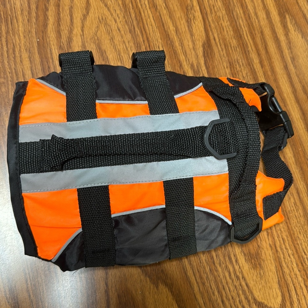 ❤️NWOT! XS Swimming Life Jacket for Small Animal.